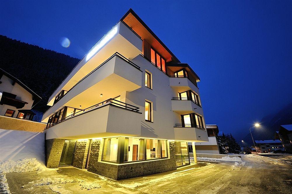 Chasa Altana Apartment อิสชเกิล ภายนอก รูปภาพ